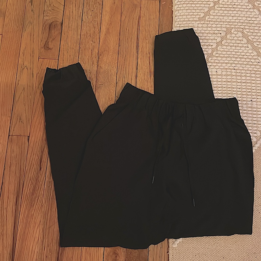 Women’s 90 degree size small athletic pants